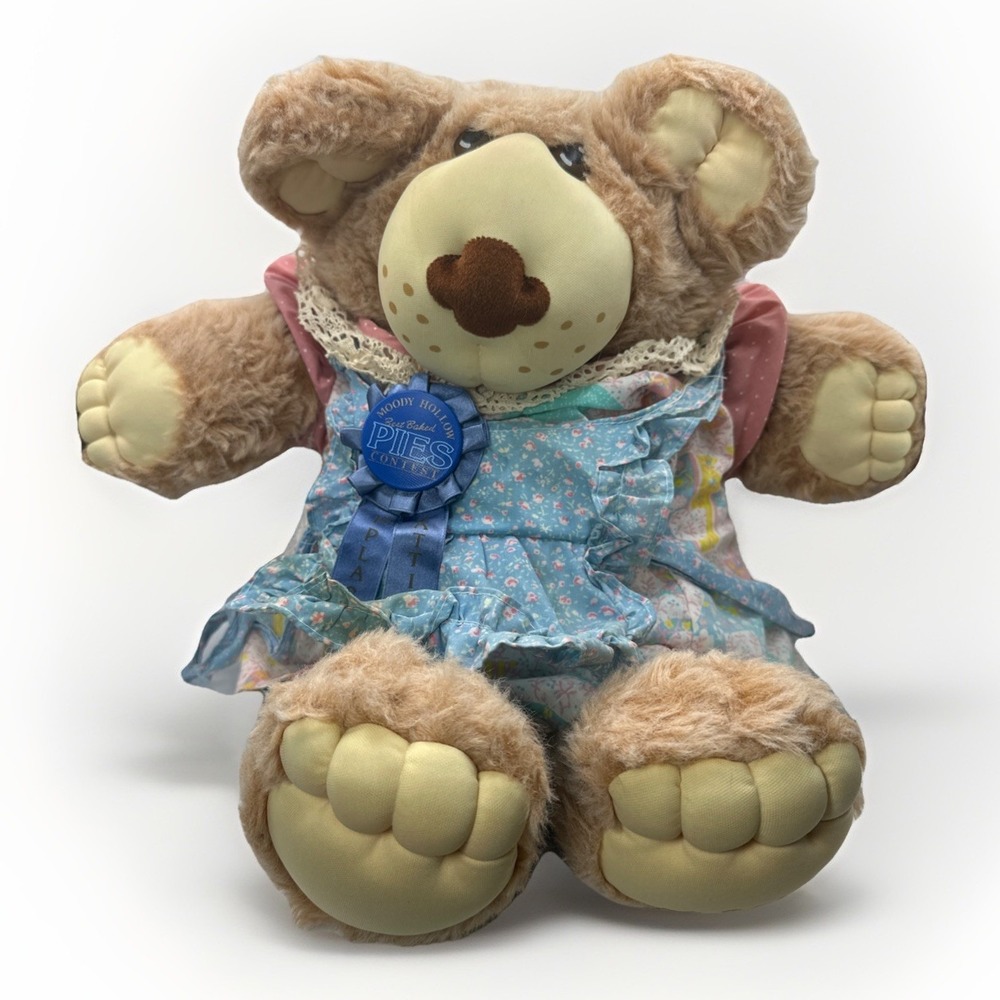 Vintage 1985 Furskins Hattie Bear Plush Xavier Roberts Coleco Flour Sack Dress